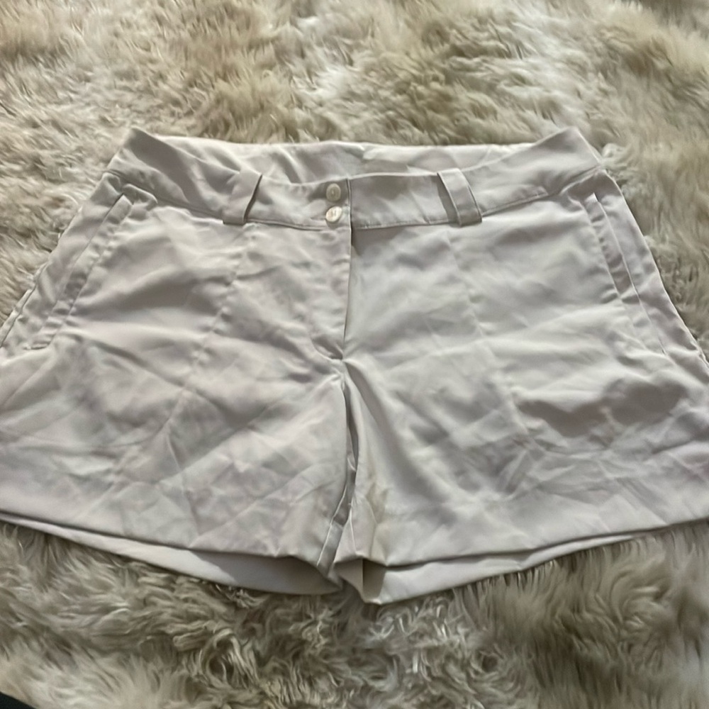 Nike Golf Tour Performancee golf shorts size 10